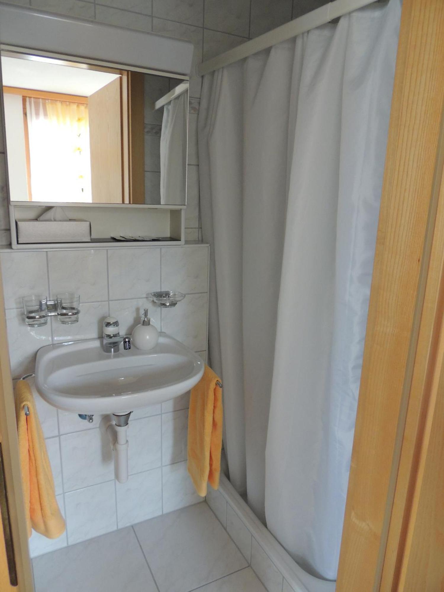 Hotel Bz Sunnahof Obersaxen Pokoj fotografie